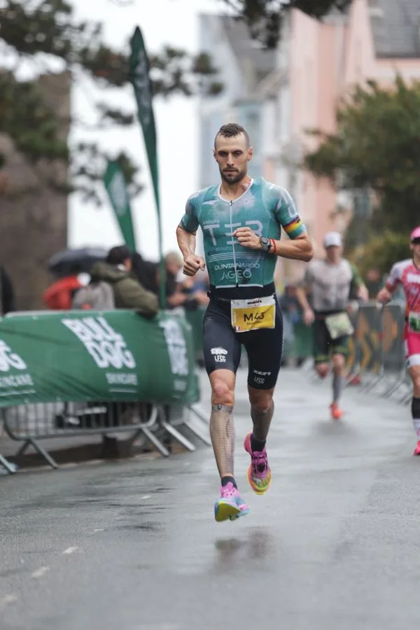 Matthieu Bolzer en course à pied sous la pluie